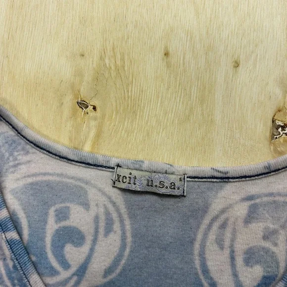 Y2K Xcit U.s.a. Shirt Womens Small Blue Scroll Script Rhinestone V Neck Top - Picture 6 of 9